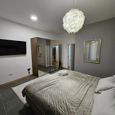 Fors Downtown Lux Apartment Белград Экстерьер фото